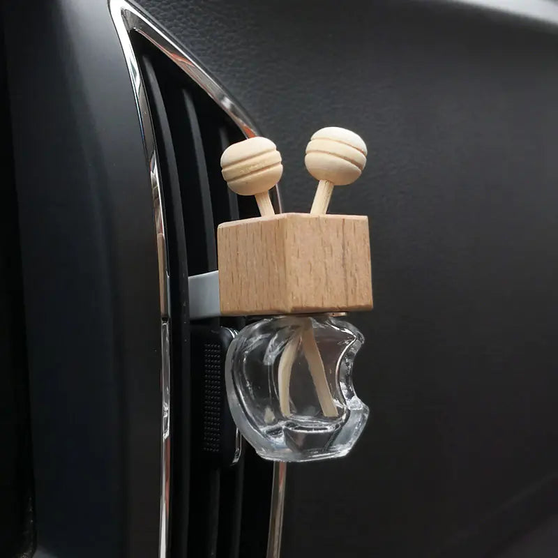 Elegant Car Fragrance Clip Diffuser
